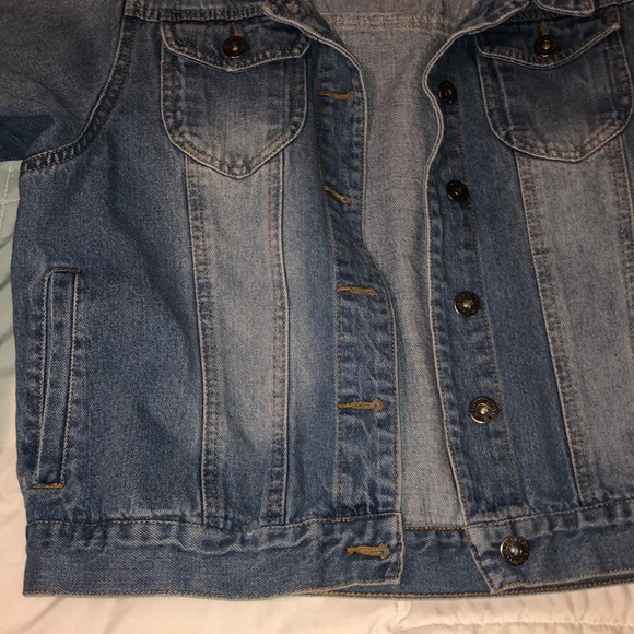 jean jacket - Picture 2 of 7